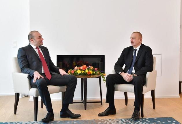 Ильхам Алиев провел переговоры с Мамукой Бахтадзе