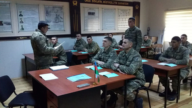 Новый учебный период начался в армии Азербайджана