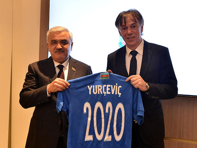 Сборная Азербайджана по футболу получила главного тренера