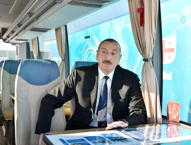 Ильхам Алиев дал старт новому заводу SOCAR Polymer  