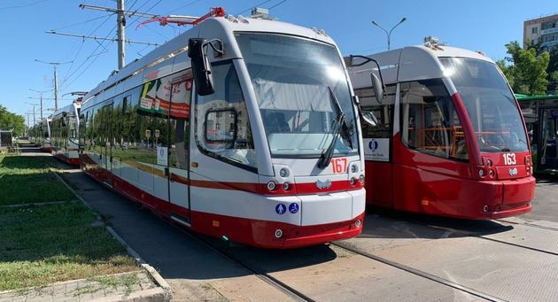 На улицы Павлодара вышли белорусские трамваи 