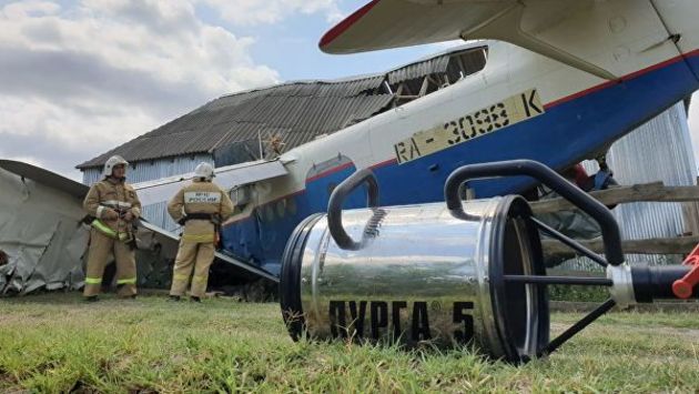 Пилота рухнувшего на дом самолета перевезли в Грозный