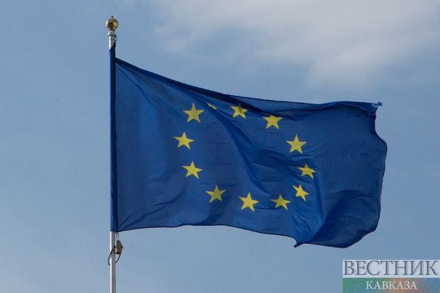 ЕС согласовал продление индивидуальных антироссийских санкций - источник