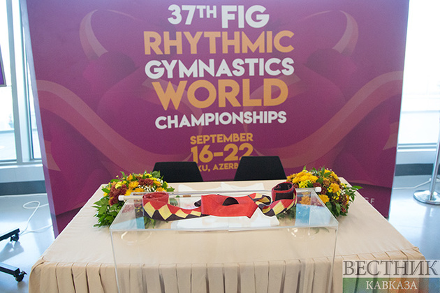На полях XXXVII Чемпионата мира по художественной гимнастике в Баку прошел аукцион на чемпионскую ленту Яны Батыршиной