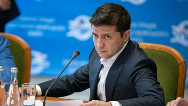 Зеленский утвердил закон об импичменте президента Украины