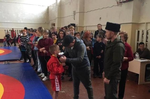 Юные самбисты Ставрополья провели турнир памяти казачьего генерала