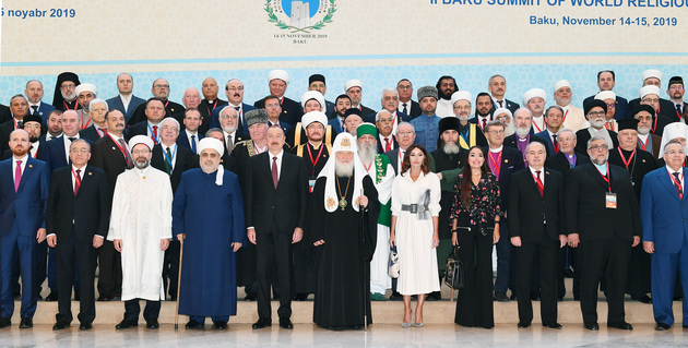 II Саммит мировых религиозных лидеров в Баку принял декларацию