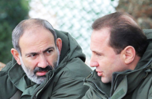 СМИ сообщили об отставке министра обороны Армении