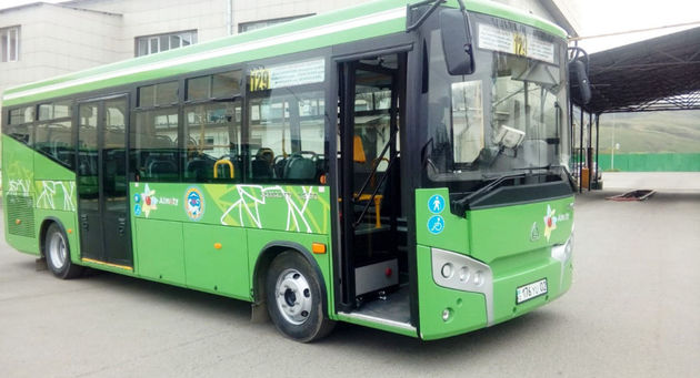 На улицы Алматы вышли новые экоавтобусы 