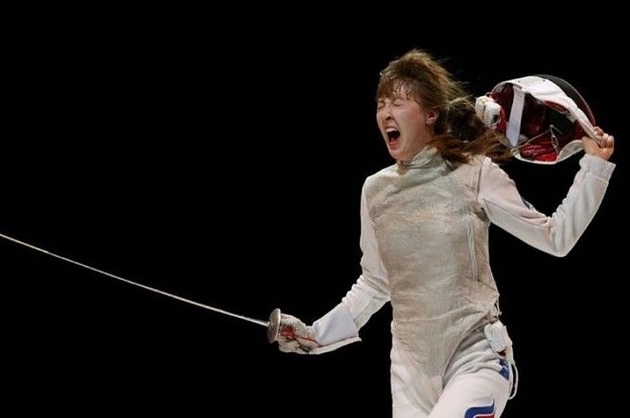 Рапиристка Коробейникова завоевала "бронзу" на Олимпиаде в Токио