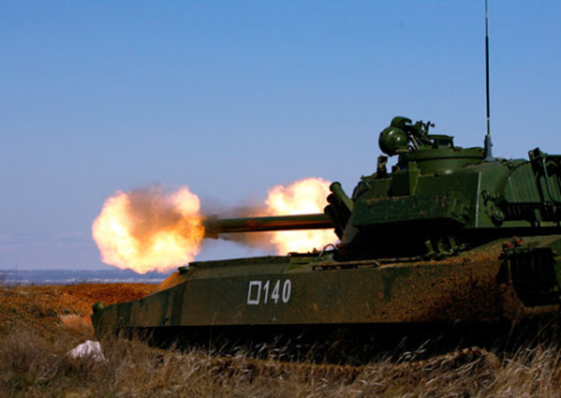 В Крыму на полигоне "Ангарский" стартовали танковые стрельбы ЮВО