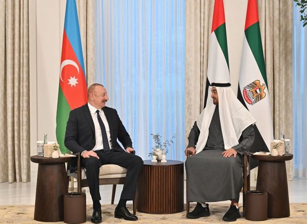 Ильхам Алиев и президент ОАЭ провели переговоры в Абу-Даби