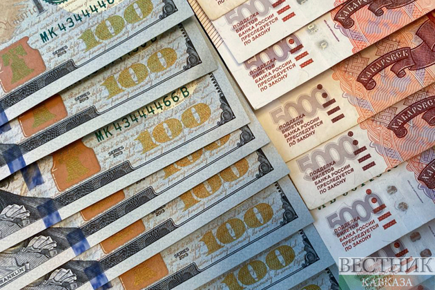 Путин обязал российских экспортеров продавать валютную выручку