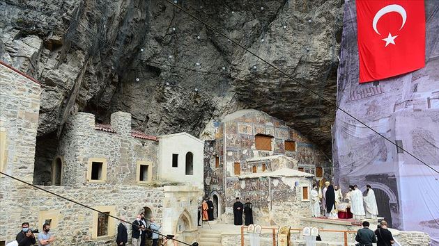Монастырь Панагия Сумела: как добраться и что посмотреть в Трабзоне