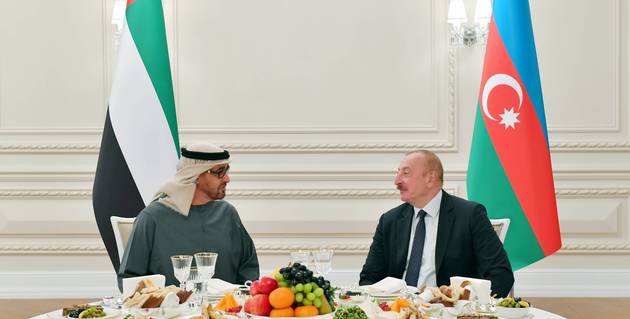 Ильхам Алиев принял президента ОАЭ