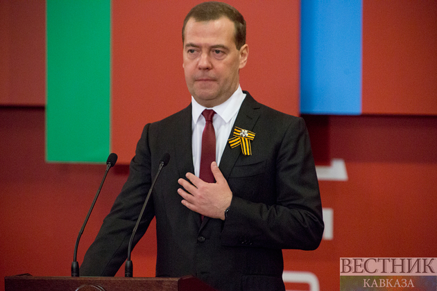 Дмитрий Медведев: здоровья, счастья, пусть все будет хорошо