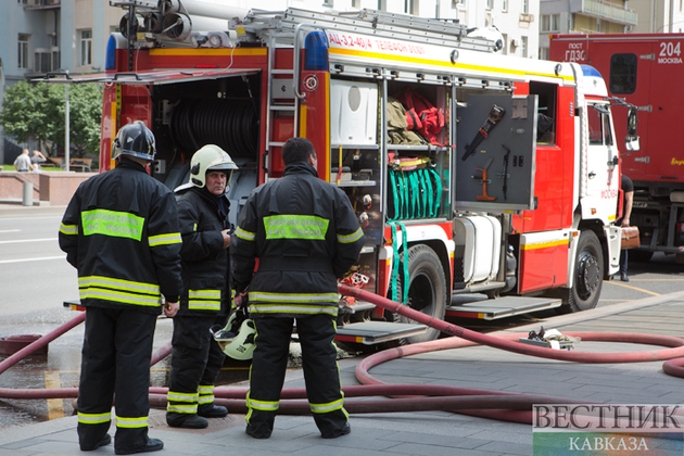 Пожар и взрыв в гараже в Ставрополе: пострадали трое