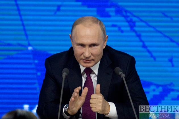 В Кремле рассказали, о чем Путин поговорил с Порошенко