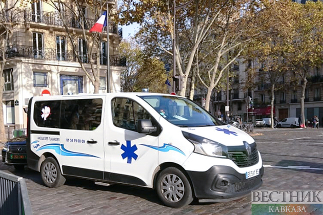 Первый день Макрона: полиция атаковала парижан пулями и газом