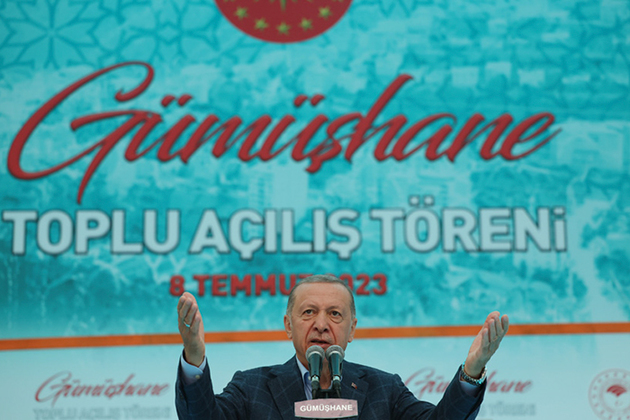 Эрдоган объяснил, кто против кого совершил геноцид