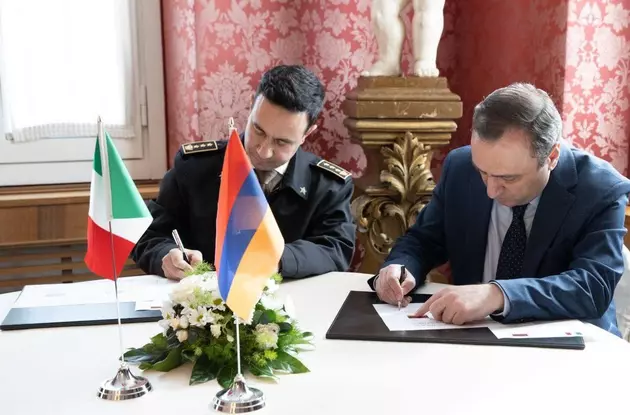 консультации между представителями министерств оброны Армении и Италии