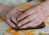 Столетние старцы стали выздоравливать от коронавируса в Иране