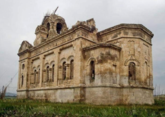Армянские вандалы не щадят и православные храмы