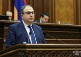 Оппозиционер ранил депутата партии Пашиняна в парламенте Армении