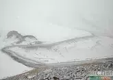 Снег и ветер закрыли Харибский перевал