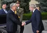 Зачем президент Казахстана прилетел в Армению?