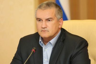 Аксенов уволил куратора керченского транспорта, разобравшего 18 автобусов