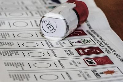 ЦИК Турции огласил список участвующих в муниципальных выборах партий