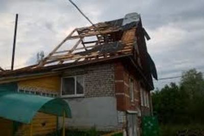 В Чохатаурском районе ветер лишил дома крыш 