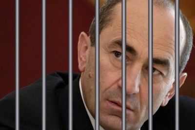 Армянский суд арестовал все имущество экс-президента Кочаряна