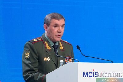 Герасимов поговорил с главой военного комитета НАТО