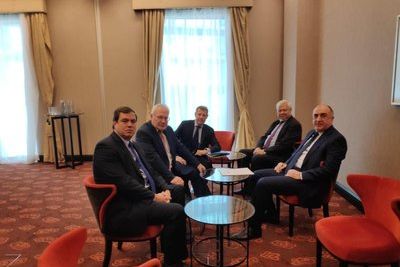 Встреча Мамедъярова с сопредседателями МГ ОБСЕ стартовала в Братиславе