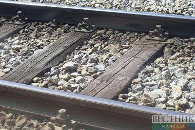 Под колесами поезда на западе Грузии погиб ребенок