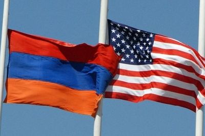Армения наняла экс-сенатора Боба Доула для переговоров с США