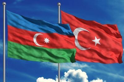 Спикер парламента Турции позвонил послу Азербайджана
