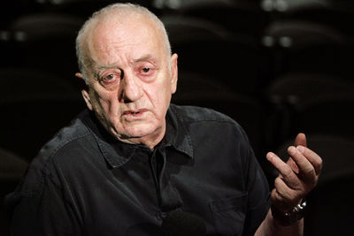 Имя Резо Габриадзе дали кинобиблиотеке в Тбилиси 