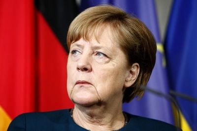 Меркель отдаст свой голос на выборах в бундестаг по почте