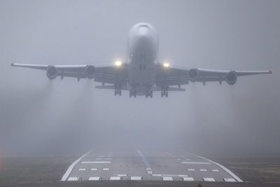 Аэропорт Симферополя не принял два самолета из-за погодных условий
