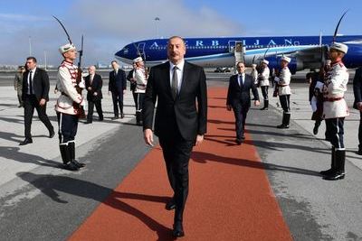 Ильхам Алиев начал официальный визит в Болгарию