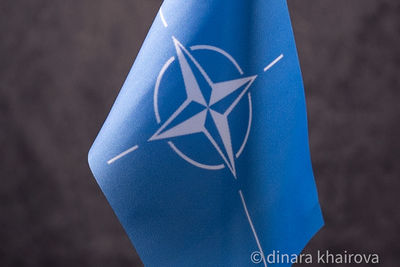 В Ереван и Баку приедет спецпредставитель генсека НАТО