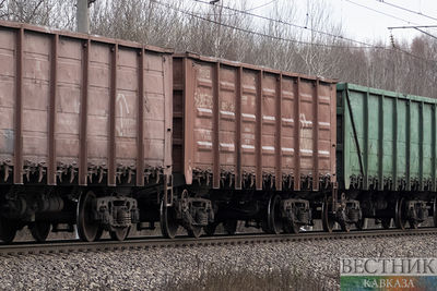 Транзит грузов через Азербайджан увеличился