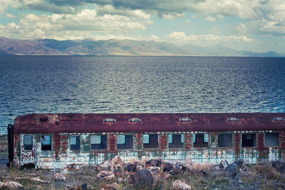 Заброшенный Севан: ненужные объекты холодного озера