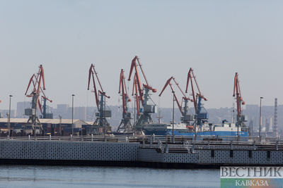 Порт Баку побьет рекорд по транзиту грузов