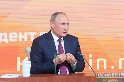 Путин вынес Рогозину и Комарову выговор за &quot;Восточный&quot;